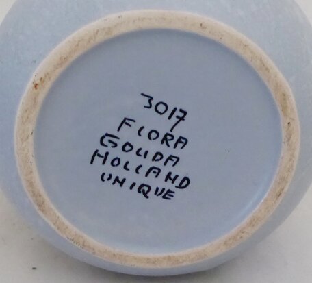GOUDA FLORA JUG UNIQUE