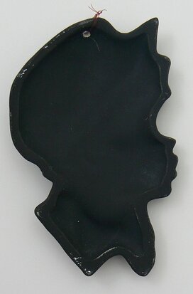 RETRO WALL MASK