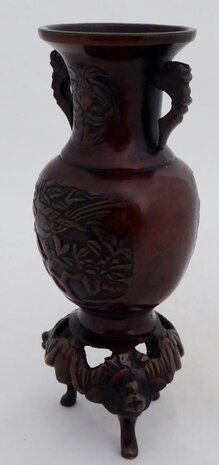 CHINESE BRONZE VASE WITH A PHOENIX